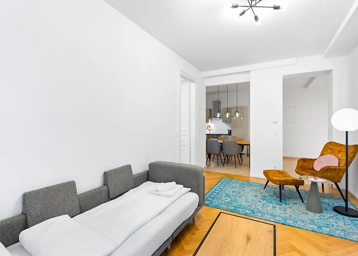 Chic Residences #suite11 *